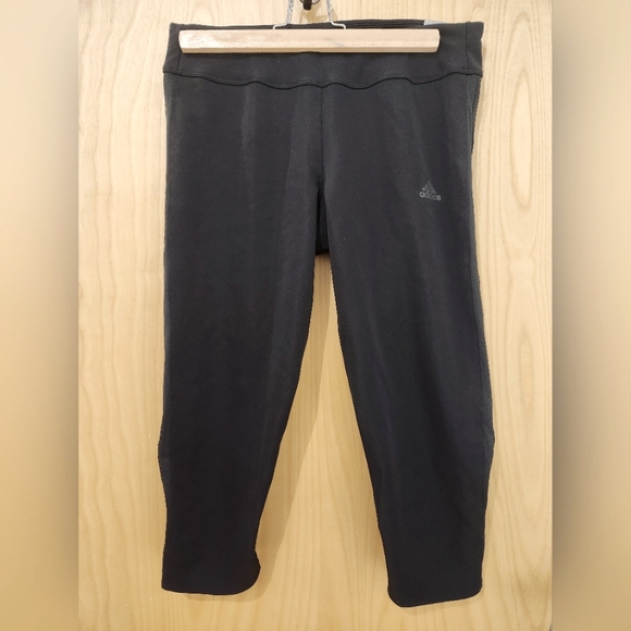 NWT Adidas Climacool Response 3/4 Tights. Women's Size Medium - Picture 2 of 6